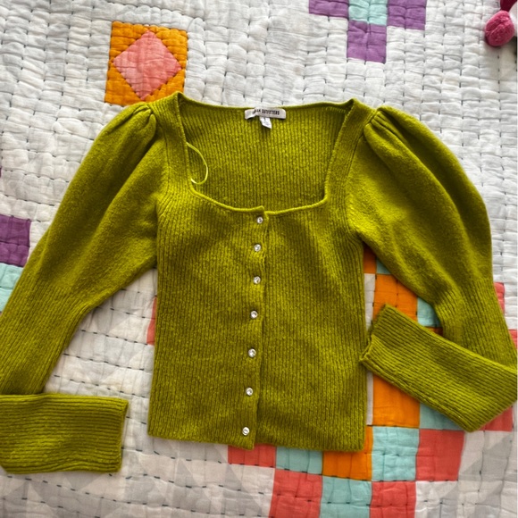 Never worn without tags sweater - Picture 1 of 4